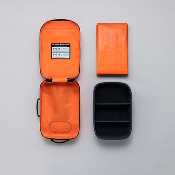 【THE 】EMERGENCY BAG & SHEET(防災シート付)