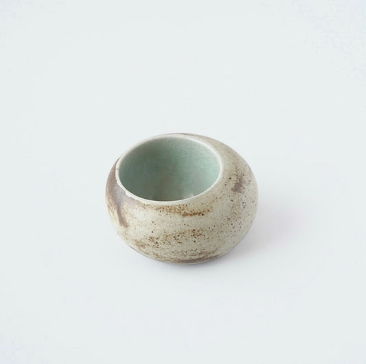【鍋島虎仙窯】青瓷 貫入花器 MUM