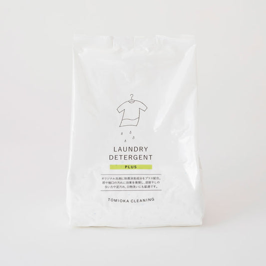 【とみおかクリーニング】洗濯洗剤プラス 詰替え用 800g 消臭成分配合