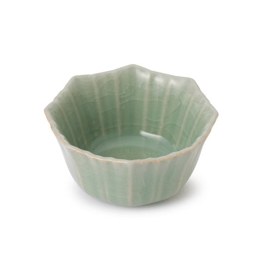 【鍋島虎仙窯】鍋島青瓷 貫入輪花小鉢　単品