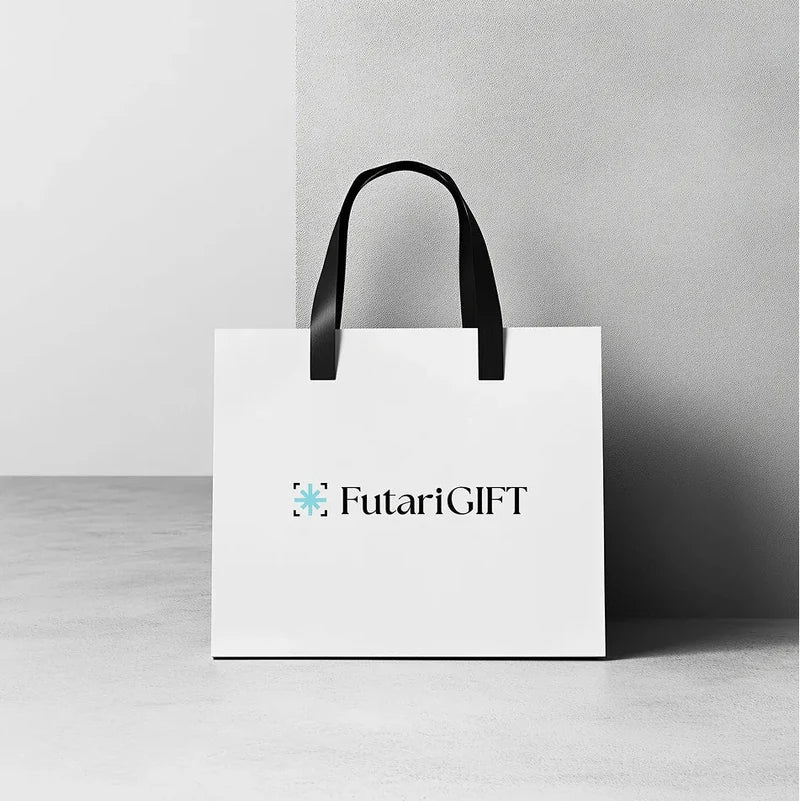 FutariGIFTのロゴが入った白いショッピングバッグ