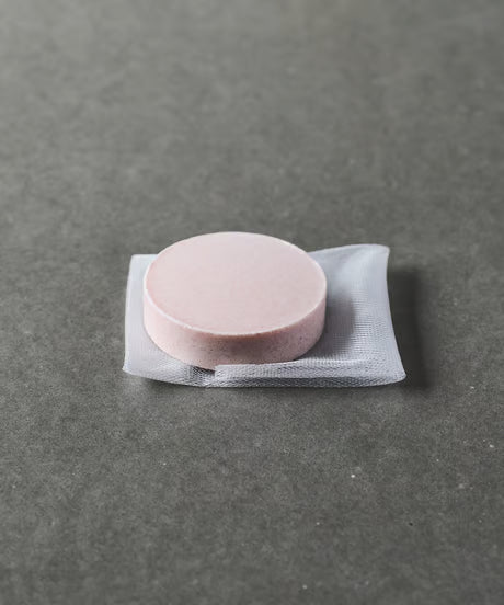 Balancing Face Soap アスタキサンチン + セラミド（しっとり エイジングケア）