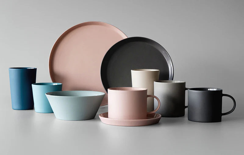 
穏やかな色が揃うMOHEIMのSTONEWARE